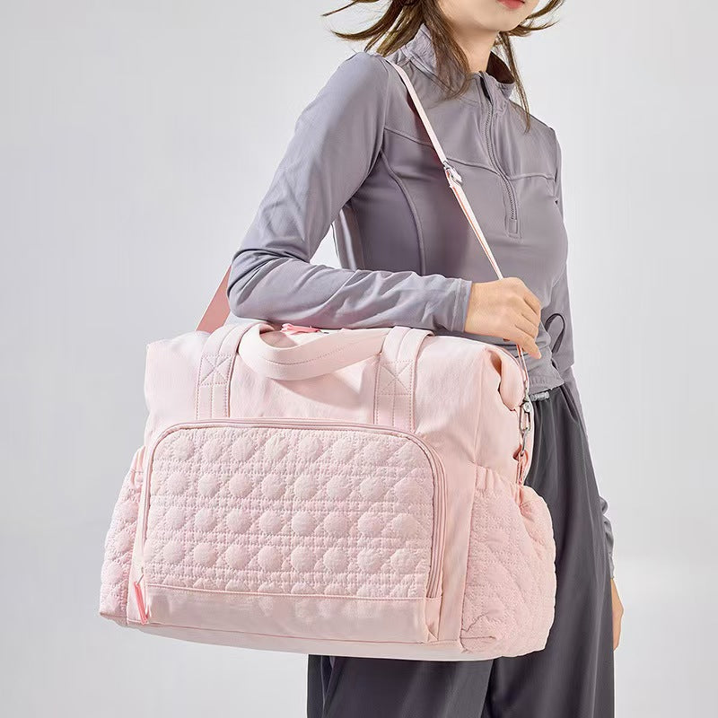 T588-811 Travel bag with dry and wet separation, diagonally crossed, hand-held
