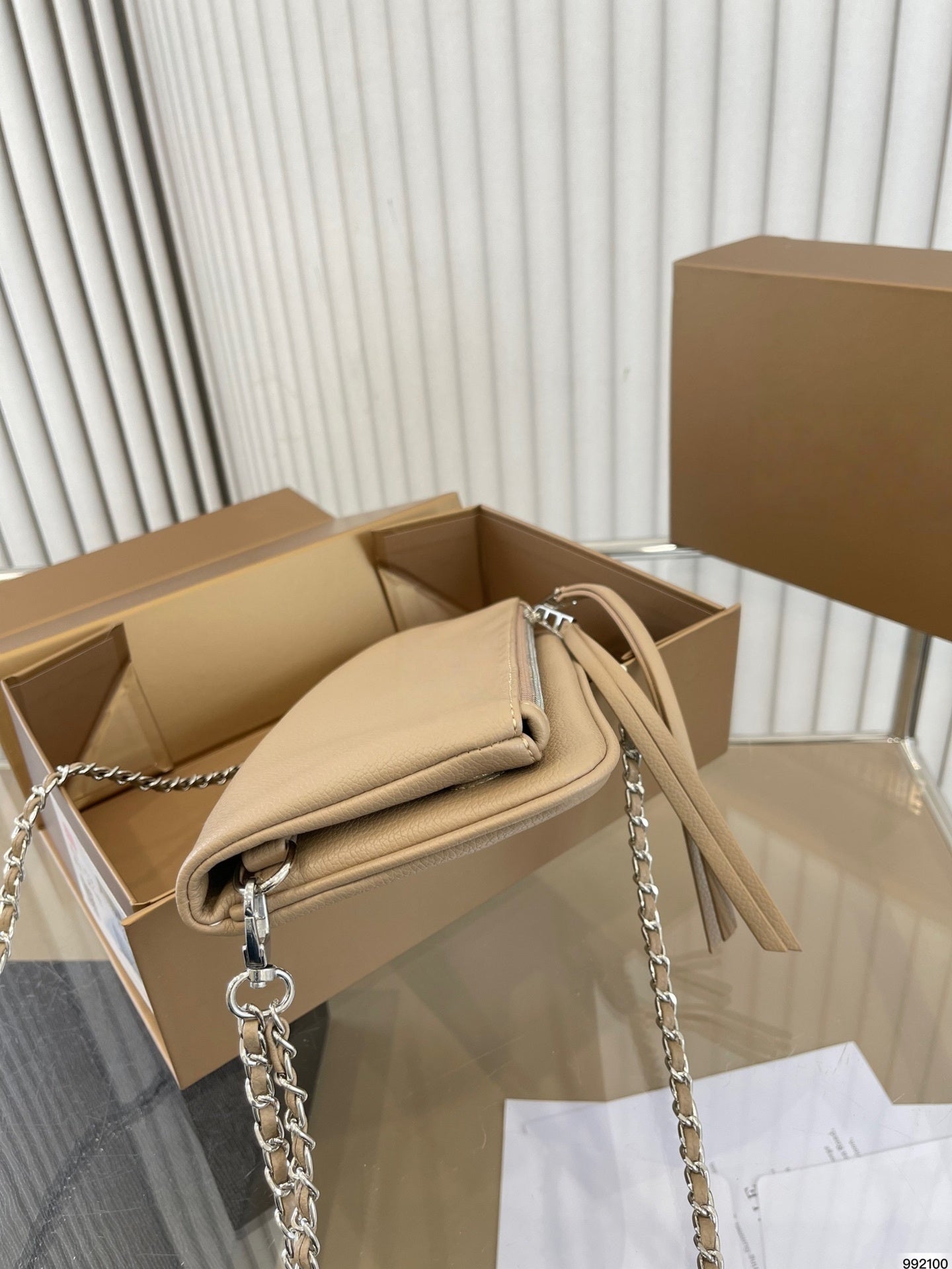 T588-817 Bestselling handbag