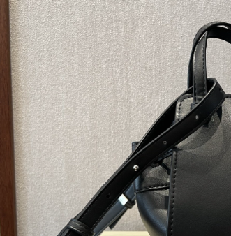 T588-926 Large capacity portable leather shoulder bag
