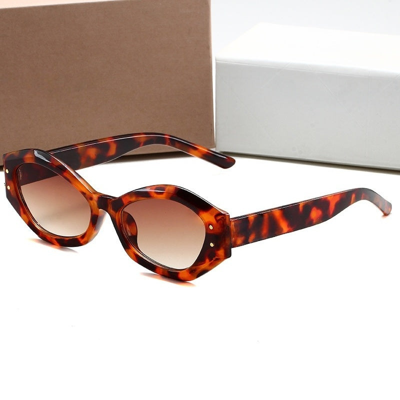 T588-1006 Irregular Hip Hop Sunglasses with Small Frame