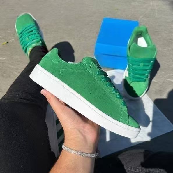 T588-1222  Casual loose flat sports shoes