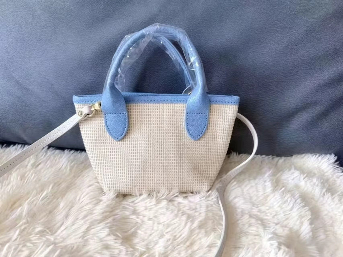 T588-1101 Summer Fashion Backpack