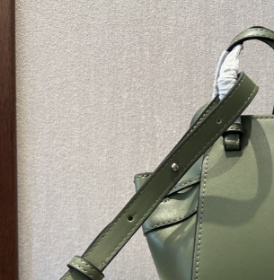 T588-926 Large capacity portable leather shoulder bag