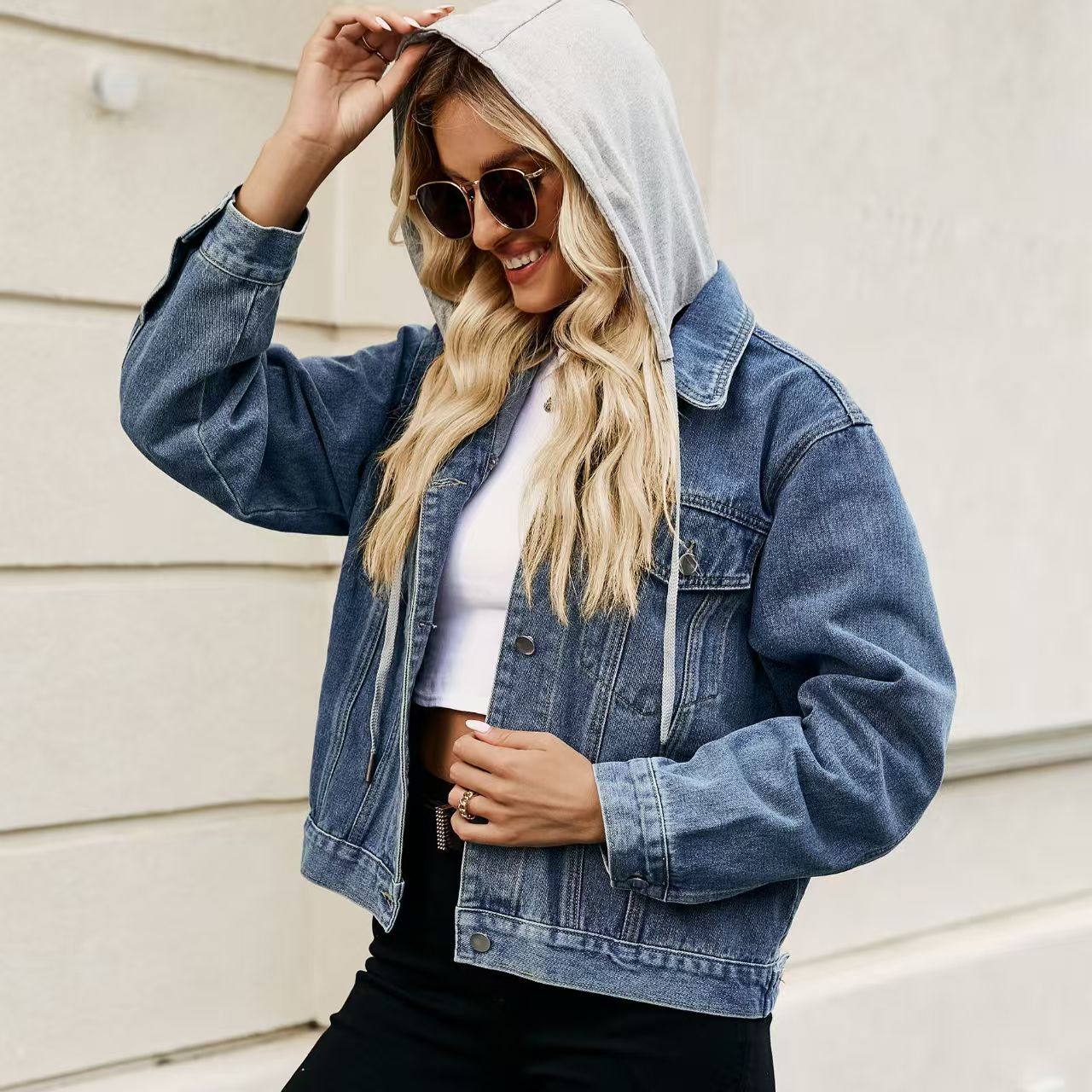 T588-782 Women's outerwear short denim