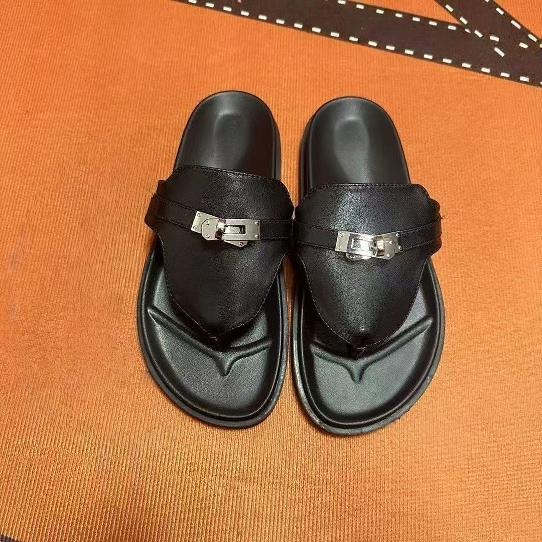 T588-1249 Clip on slippers, retro casual sandals for wearing outside